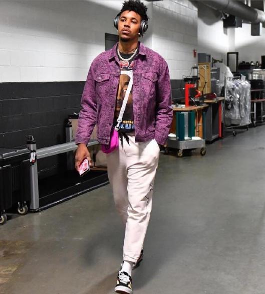 欧联杯八强抽签产生，多场恶战值得期待（欧联杯八强签位出炉，多场强强对话看点十足）