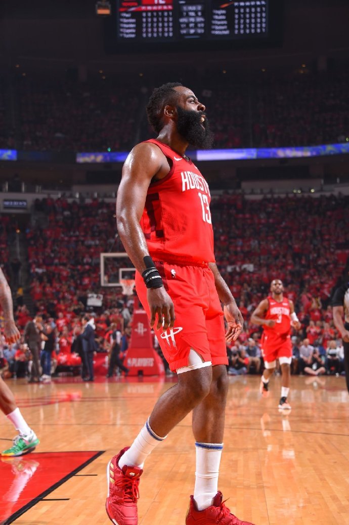 ATP赛季盘点（500赛篇）：阿卡三冠领跑，西西喜提首冠！（ATP赛季回顾（500赛篇）：阿卡三冠领跑，西西斩获首冠）