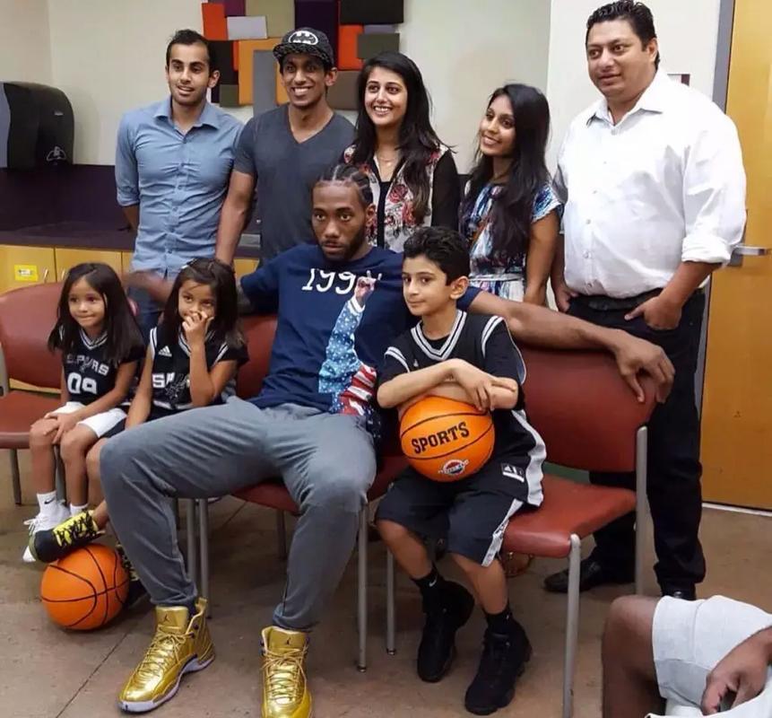 浙江双雄强势领跑联赛（浙江两强携手领跑联赛）