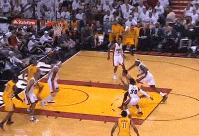 英超第14轮综述：利物浦平局+切尔西爆冷，阿森纳5分领先稳居榜首（英超第14轮：利物浦战平、切尔西爆冷失利，阿森纳以5分优势领跑）