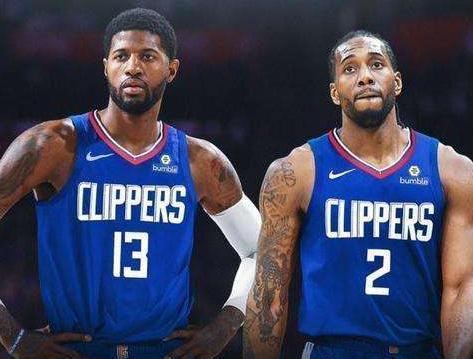 女足欧洲杯决赛开赛前几小时，英格兰中场图恩的祖母不幸去世（女足欧洲杯决赛前数小时，英格兰中场图恩痛失祖母）