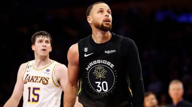 挑大梁！波特&罗林斯合砍48分16助攻率队完成18分逆转（波特与罗林斯合力砍下48分16助攻，带队上演18分大逆转）