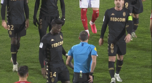 阿莫林头大了！曼联1-1又爆冷：英超7队争四差3分，1队成大黑马