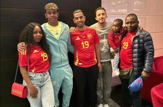 梅西2025年数据：54次出场造74球，随队首夺总冠军（梅西2025年：54次出场直接参与74球，随队首次加冕总冠军）