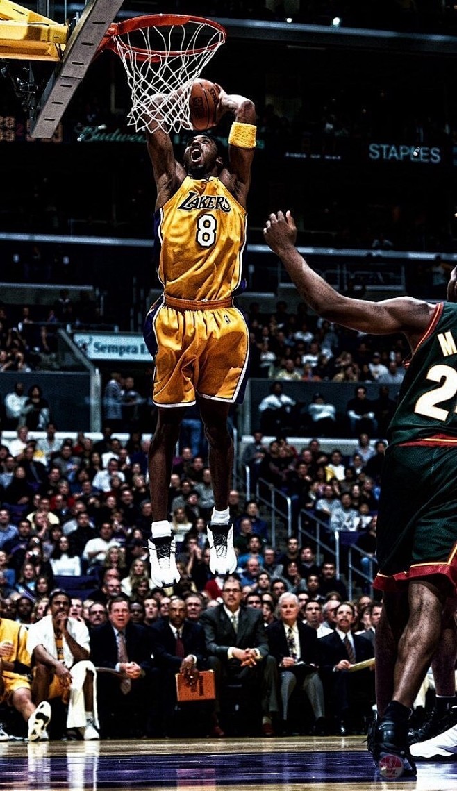 对手主帅：我想选梅西是第一人！只要他没退役就是最强的！（对手主帅：梅西是我心中的第一人，只要未退役他就是最强！）